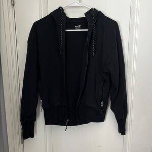 Old Navy Women’s Cropped Black Hoodie Jacket